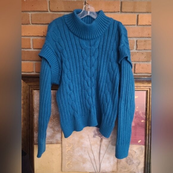 Blue Cable Knit Sweater Time and Tru - Picture 10 of 11